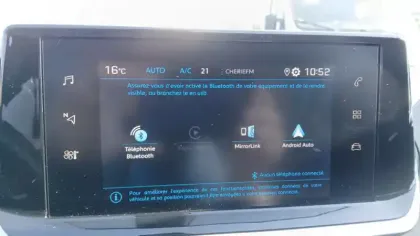 Photo 59 Peugeot 2008  PureTech 130 S&S EAT8