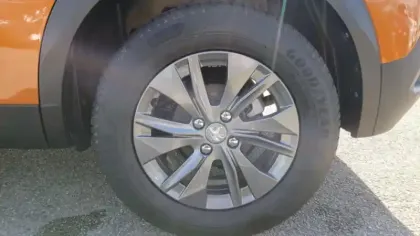 Photo 48 Peugeot 2008  PureTech 130 S&S EAT8