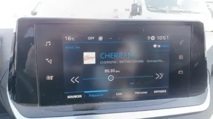 Photo 52 Peugeot 2008  PureTech 130 S&S EAT8