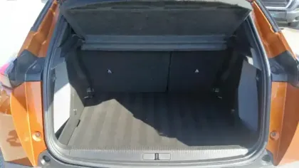 Photo 44 Peugeot 2008  PureTech 130 S&S EAT8