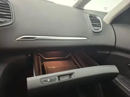 Photo 41 Renault Scenic  Blue dCi 120