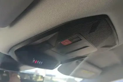 Photo 27 Peugeot 308  PureTech 130ch S&S EAT8