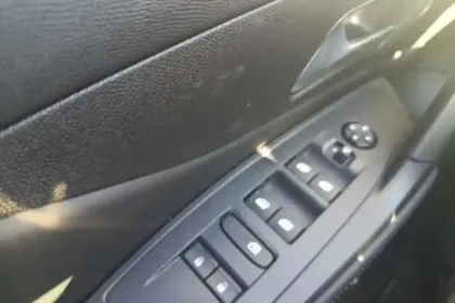 Photo 22 Peugeot 308  PureTech 130ch S&S EAT8