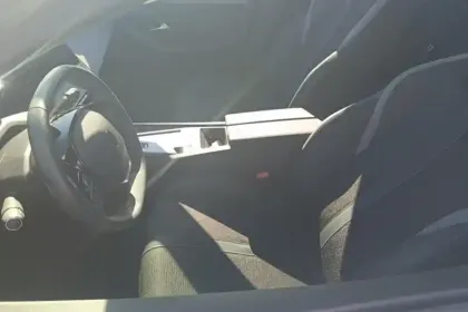 Photo 9 Peugeot 308  PureTech 130ch S&S EAT8