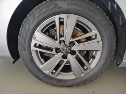 Photo 39 Peugeot 308  BlueHDi 130ch S&S EAT8