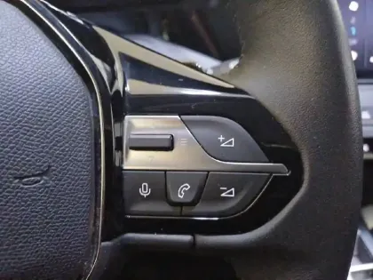 Photo 79 Peugeot 308  BlueHDi 130ch S&S EAT8