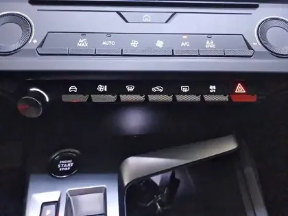 Photo 49 Peugeot 308  BlueHDi 130ch S&S EAT8