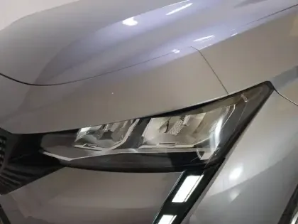 Photo 69 Peugeot 308  BlueHDi 130ch S&S EAT8