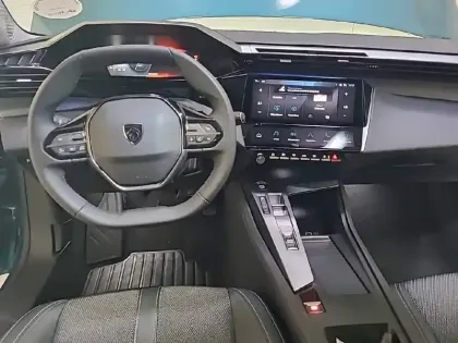 Photo 36 Peugeot 308 Gén. III Ph1 Allure Pack 5