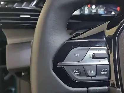 Photo 118 Peugeot 308  SW PureTech 130ch S&S EAT8