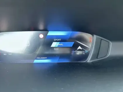 Photo 14 Peugeot 308  SW PureTech 130ch S&S EAT8