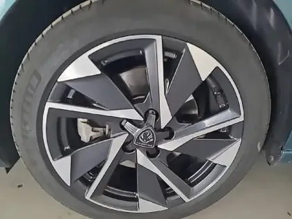 Photo 103 Peugeot 308  SW PureTech 130ch S&S EAT8