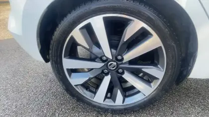 Photo 22 Nissan Micra  DIG-T 117