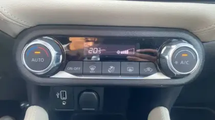 Photo 18 Nissan Micra  DIG-T 117