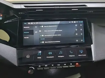 Photo 43 Peugeot 308  BlueHDi 130ch S&S EAT8