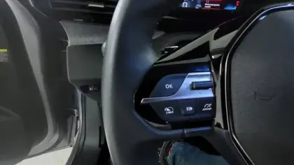 Photo 13 Peugeot 308  BlueHDi 130ch S&S EAT8