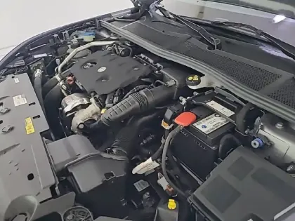 Photo 35 Peugeot 308  BlueHDi 130ch S&S EAT8