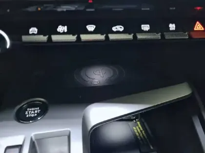 Photo 45 Peugeot 308  BlueHDi 130ch S&S EAT8