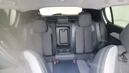 Photo 12 Peugeot 308  BlueHDi 130ch S&S EAT8