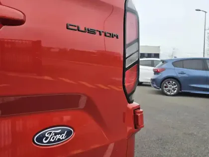 Photo 30 Ford Transit  CUSTOM FOURGON 280 L1H1 2.0 ECOBLUE 136