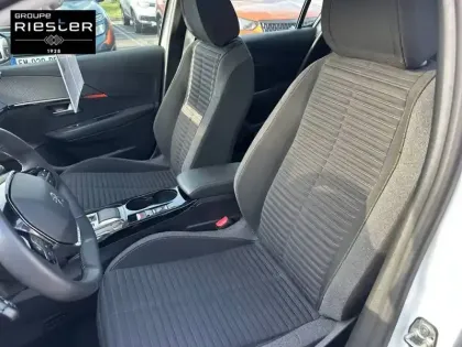 Photo 10 Peugeot 208  Electrique 50 kWh 136ch