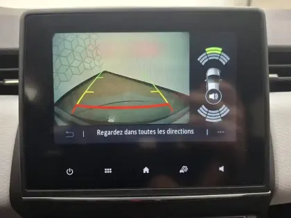 Photo 45 Renault Clio  E-Tech full hybrid 145