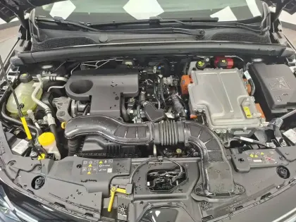 Photo 47 Renault Clio  E-Tech full hybrid 145