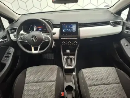 Photo 26 Renault Clio  E-Tech full hybrid 145