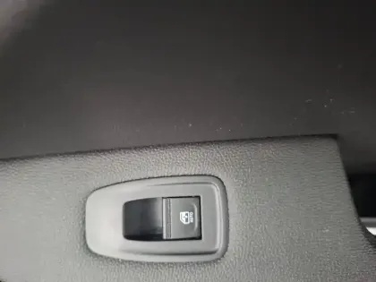 Photo 22 Renault Clio  E-Tech full hybrid 145