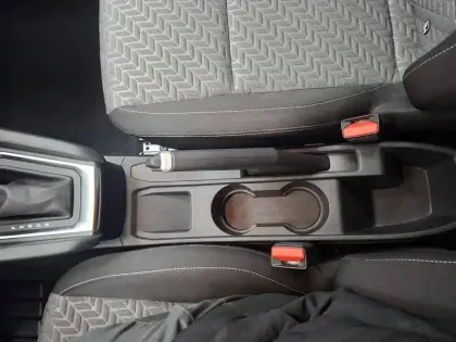 Photo 36 Renault Clio  E-Tech full hybrid 145