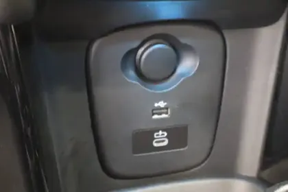 Photo 27 Mini Mini Hatch 3 Portes Cooper 136 ch DKG7