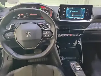 Photo 7 Peugeot 2008  BlueHDi 130 S&S EAT8