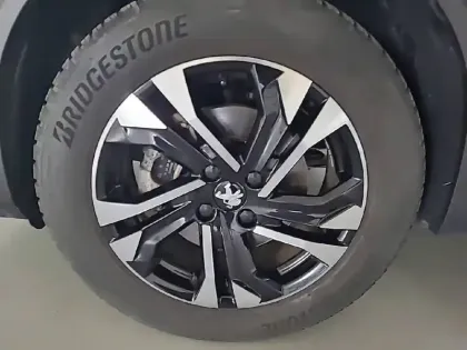 Photo 12 Peugeot 2008  BlueHDi 130 S&S EAT8