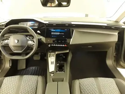 Photo 7 Peugeot 308  Hybrid 145 e-DCS6