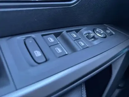 Photo 18 Peugeot 3008 Gén. III Ph1 GT 5