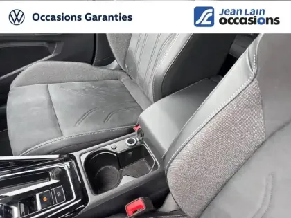 Photo 19 Volkswagen Golf  1.5 eHybrid 204 DSG6