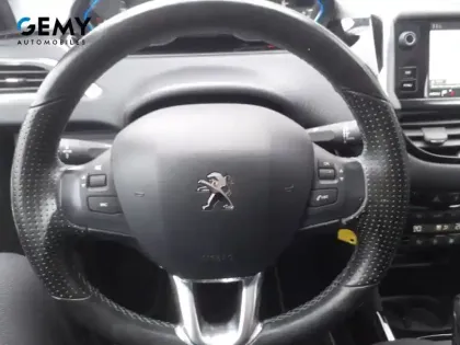 Photo 13 Peugeot 2008  PureTech 110ch S&S EAT6