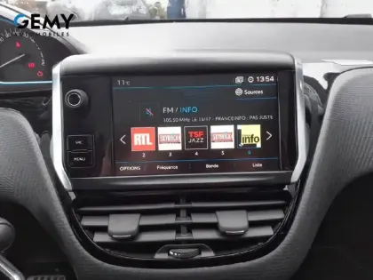 Photo 15 Peugeot 2008  PureTech 110ch S&S EAT6