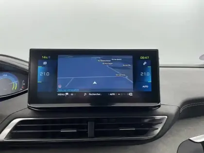 Photo 19 Peugeot 3008  Hybrid 225 e-EAT8