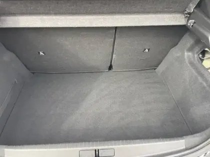 Photo 11 Peugeot 208  PureTech 100 S&S EAT8