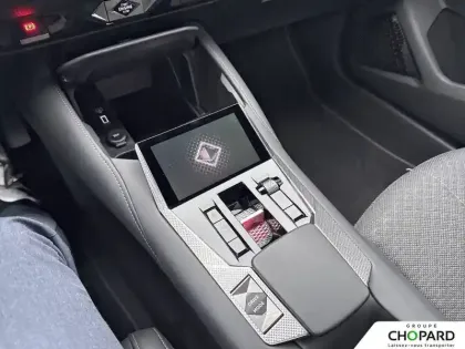 Photo 15 DS DS 4  Hybride E-Tense 225 EAT8