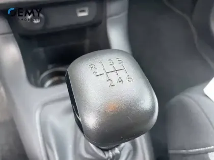 Photo 46 Citroën C3 Gén. III Ph2 C-Series 5