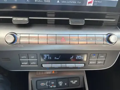 Photo 32 Hyundai Kona  Hybrid 141