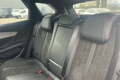 Photo 12 Peugeot 3008  Hybrid 225 e-EAT8