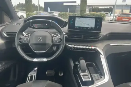 Photo 13 Peugeot 3008  Hybrid 225 e-EAT8