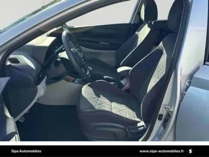 Photo 70 Hyundai Bayon  1.0 T-GDi 100 Hybrid 48V