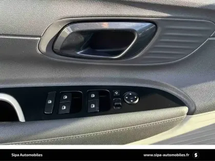 Photo 46 Hyundai Bayon  1.0 T-GDi 100 Hybrid 48V