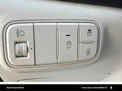 Photo 77 Hyundai Bayon  1.0 T-GDi 100 Hybrid 48V