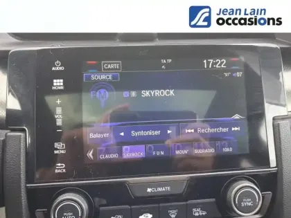 Photo 35 Honda Civic  1.0 i-VTEC 126 CVT