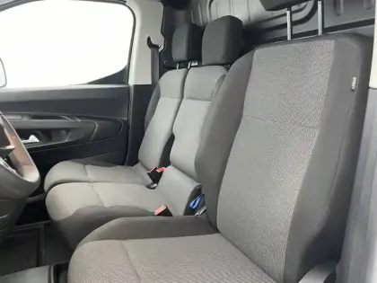 Photo 13 Peugeot Partner  FOURGON XL 950 KG BLUEHDI 130 S&S BVM6